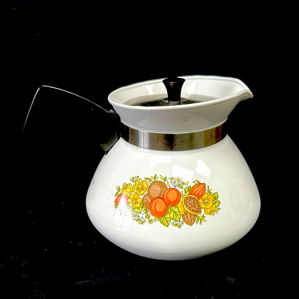 Vintage Corning-Ware “ Spice Of Life “ 900 ml Tea/Coffee pot
